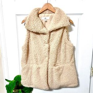 Thread+Supply Cream Faux Fur Snap Front Vest Size Large